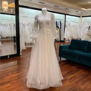 Off White Corset Bodice with Detachable Sleeves